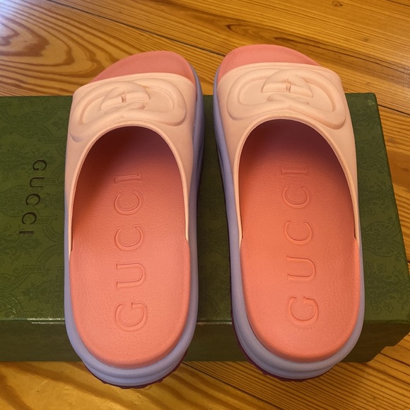 Size 6 pink and purple platform Gucci slides - Picture 3 of 6